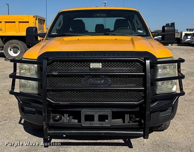 Image of Ford F-250 equipment image 1