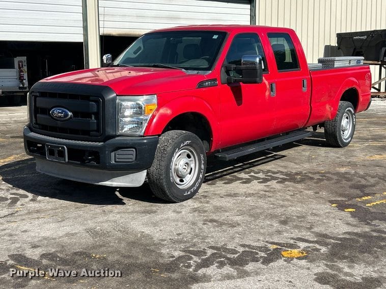 2011 Ford F-250 Equipment Image0