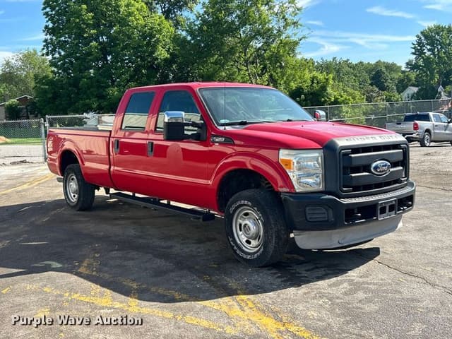 Image of Ford F-250 equipment image 2