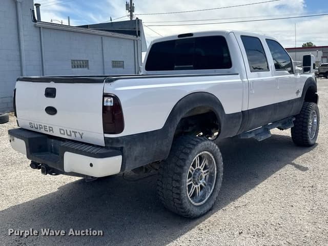 Image of Ford F-250 equipment image 4