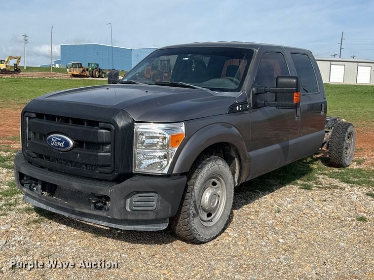 2011 Ford F-250 Equipment Image0