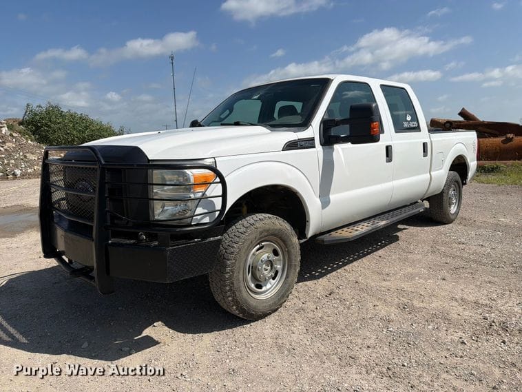 2011 Ford F-250 Equipment Image0
