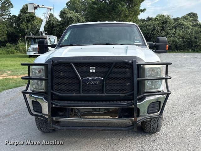Image of Ford F-250 equipment image 1