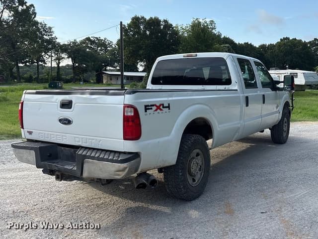 Image of Ford F-250 equipment image 4