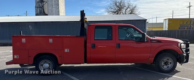Image of Ford F-250 equipment image 3