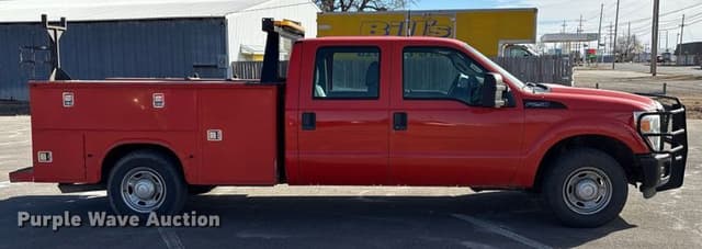 Image of Ford F-250 equipment image 3