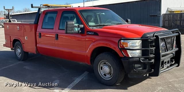 Image of Ford F-250 equipment image 2