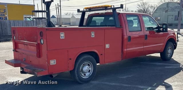 Image of Ford F-250 equipment image 4