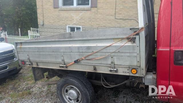 Image of Ford F-250 equipment image 2