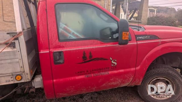 Image of Ford F-250 equipment image 1