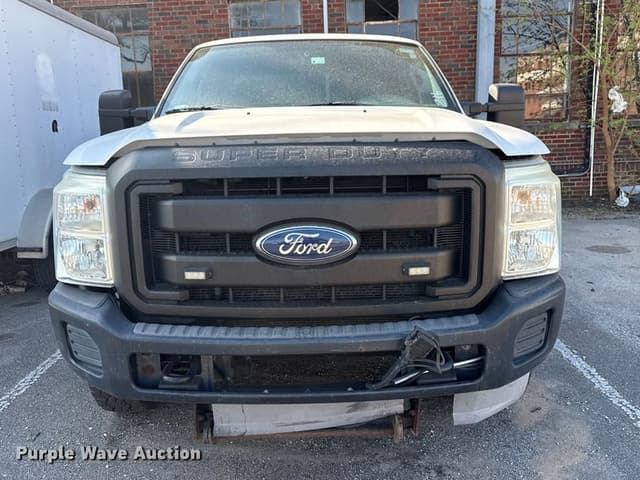 Image of Ford F-250 equipment image 1