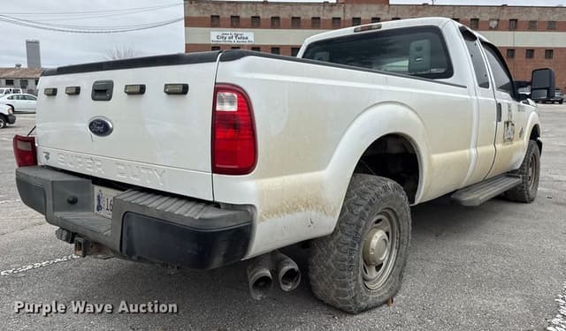 Image of Ford F-250 equipment image 4