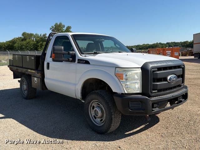 Image of Ford F-250 equipment image 2