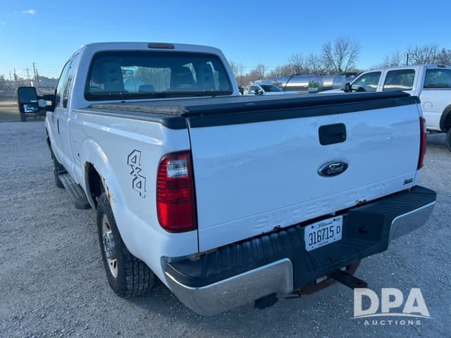 Image of Ford F-250 equipment image 4