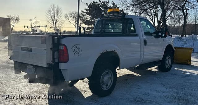 Image of Ford F-250 equipment image 4