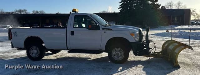 Image of Ford F-250 equipment image 3