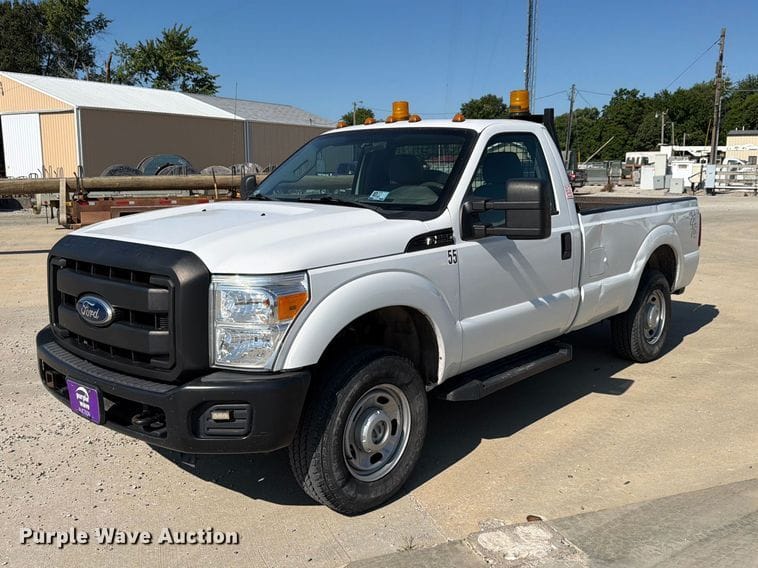 2011 Ford F-250 Equipment Image0