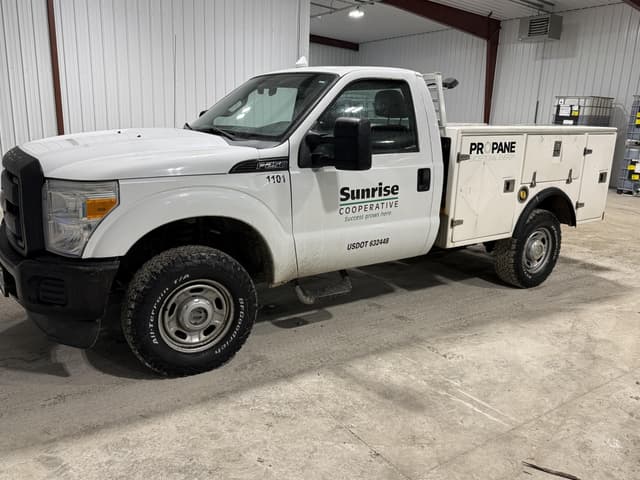 Image of Ford F-250 equipment image 1