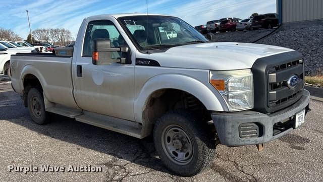 Image of Ford F-250 equipment image 3