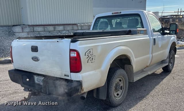 Image of Ford F-250 equipment image 4