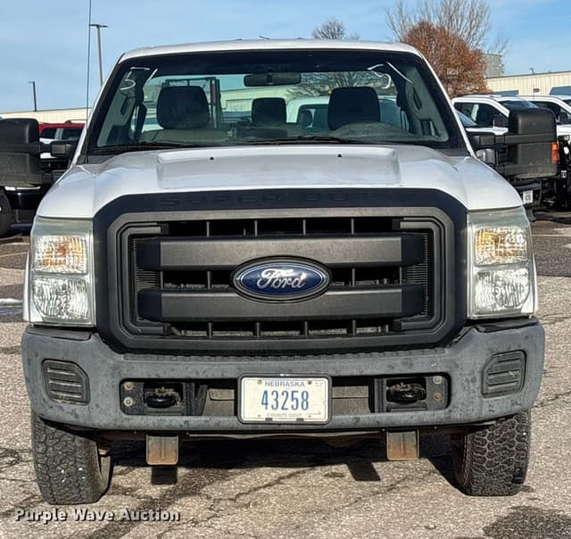 Image of Ford F-250 equipment image 1