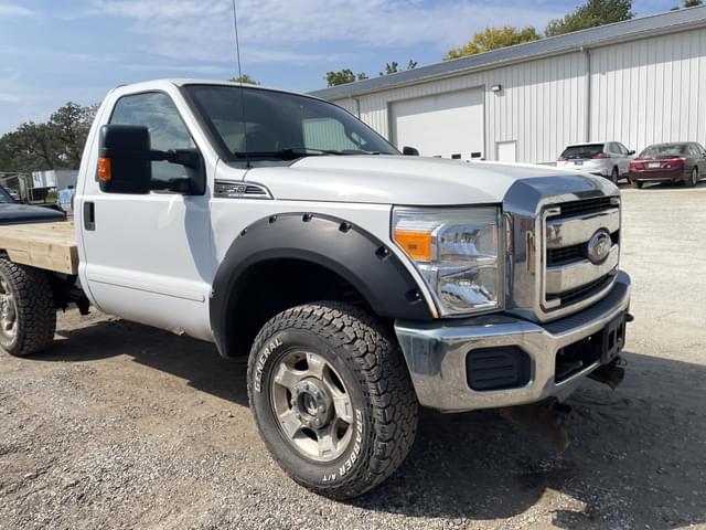Image of Ford F-250 equipment image 3