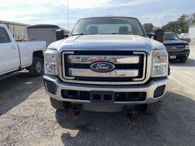 Image of Ford F-250 equipment image 1