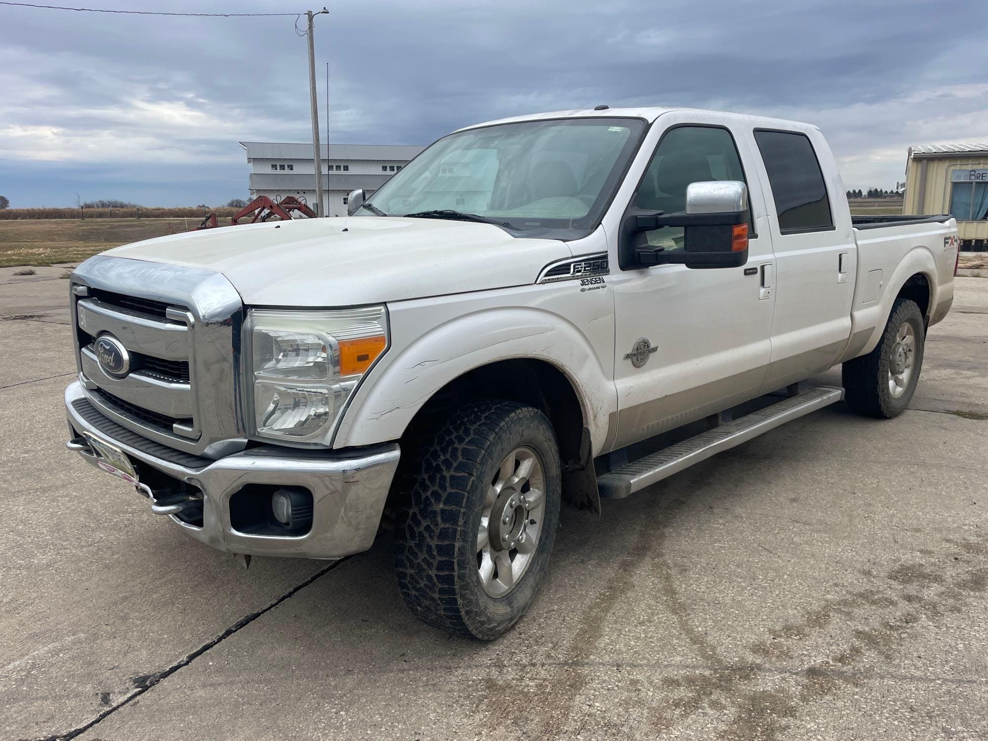 2011 Ford F-250 Equipment Image0