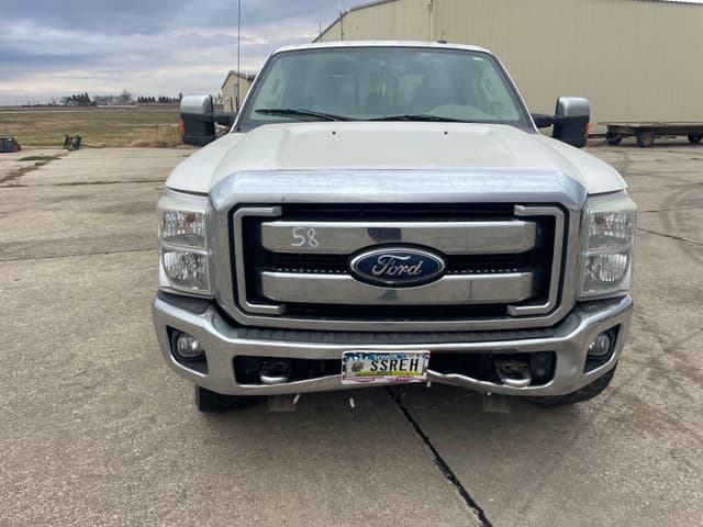 Image of Ford F-250 equipment image 1