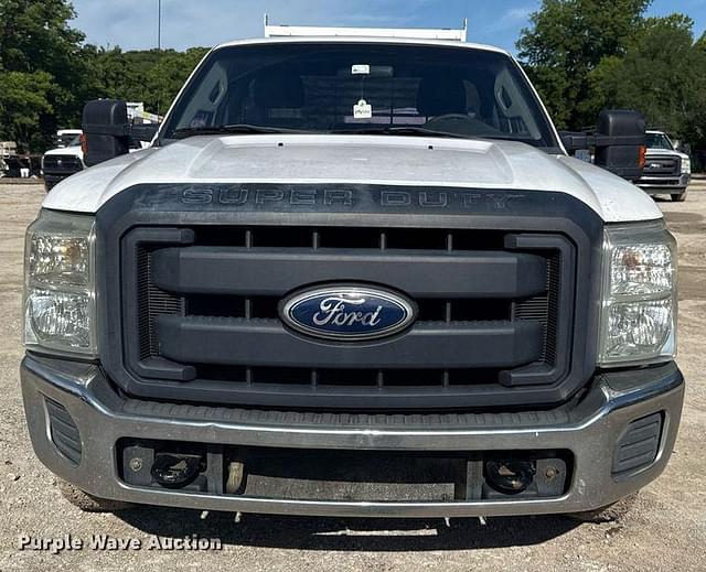 Image of Ford F-250 equipment image 1