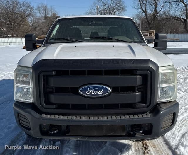 Image of Ford F-250 equipment image 1