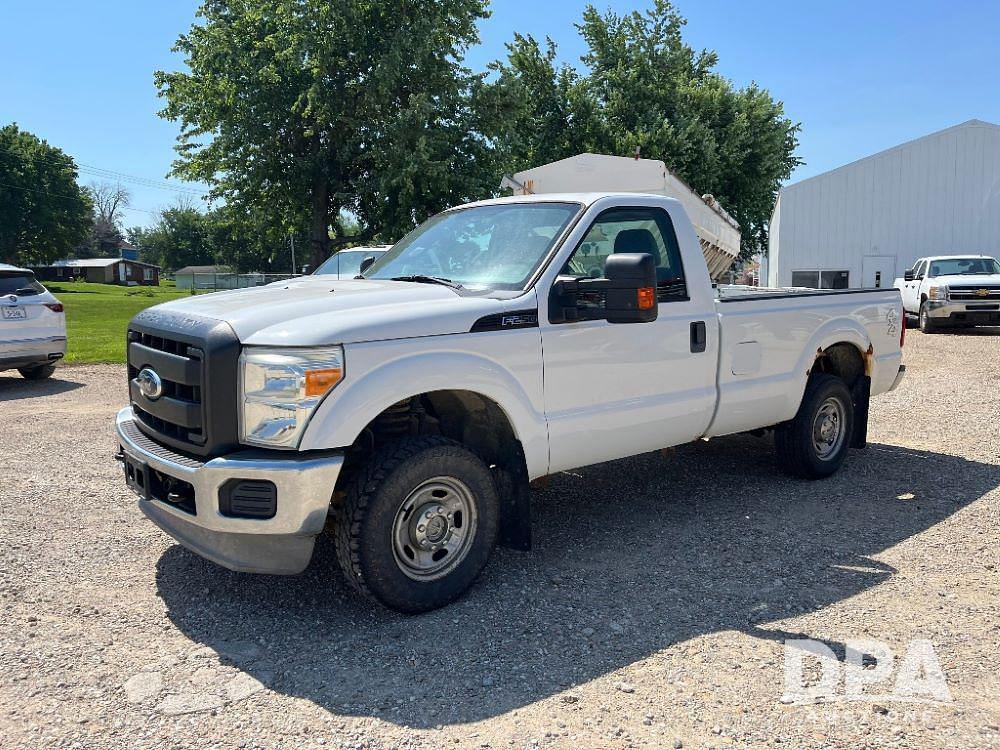 Image of Ford F-250 Primary image