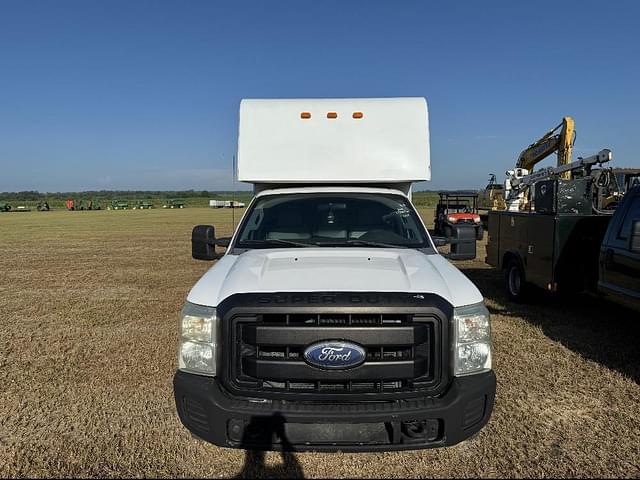 Image of Ford F-250 equipment image 1
