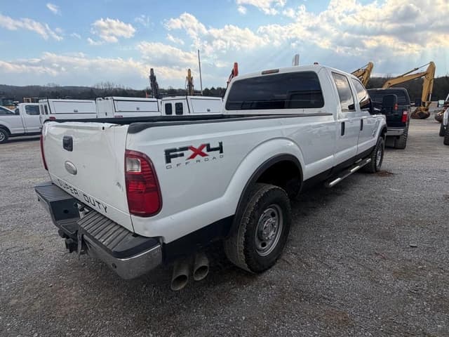 Image of Ford F-250 equipment image 3