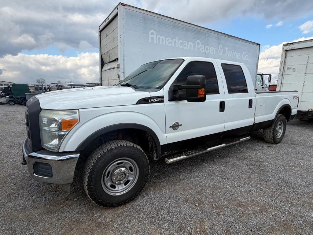 2011 Ford F-250 Equipment Image0