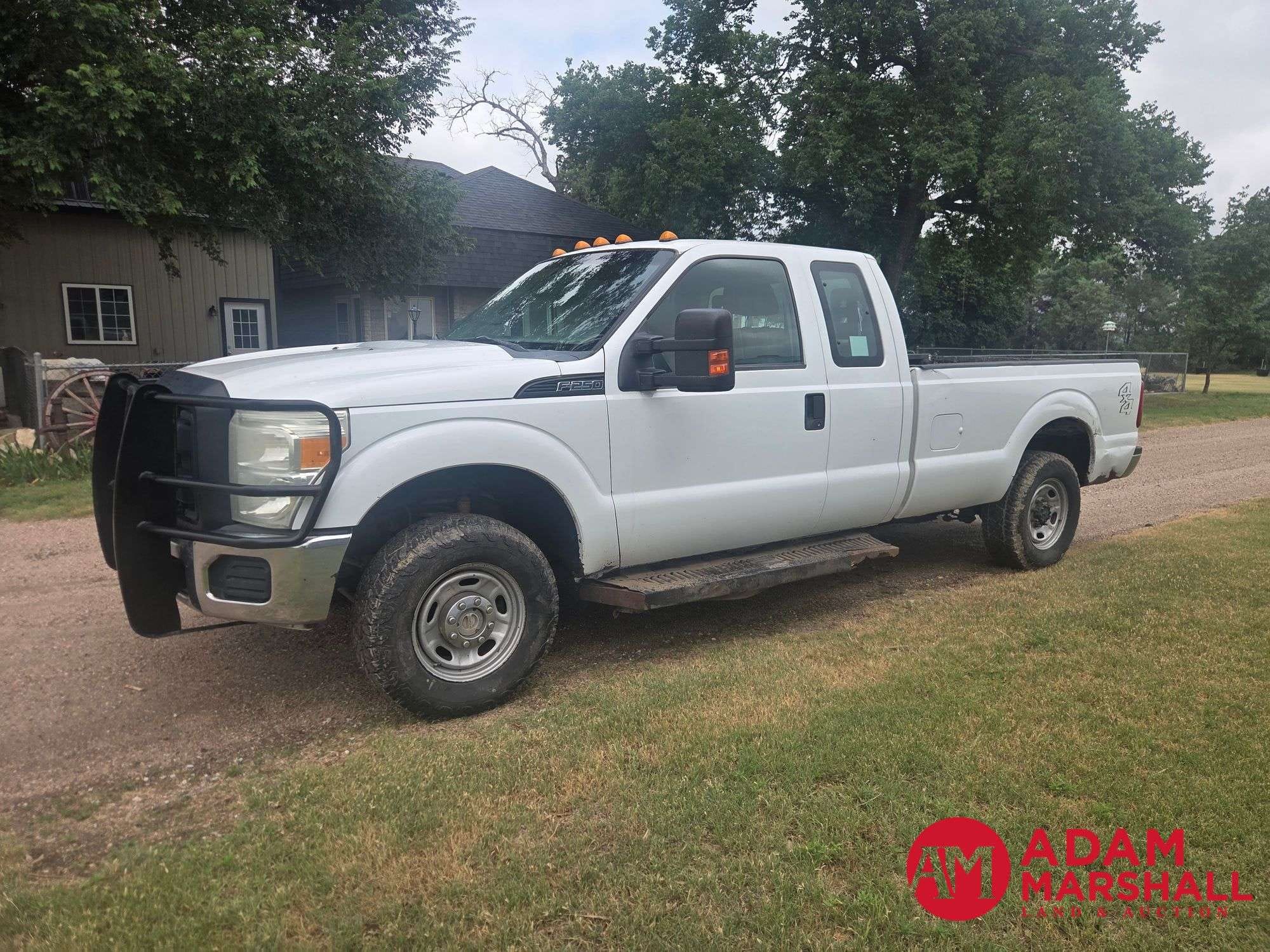 2011 Ford F-250 Equipment Image0