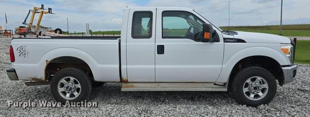 Image of Ford F-250 equipment image 3