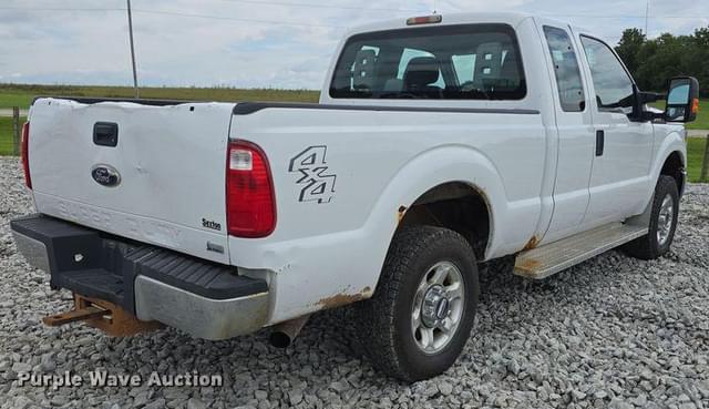 Image of Ford F-250 equipment image 4