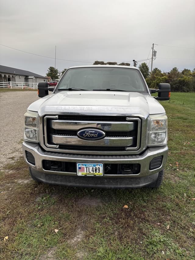 Image of Ford F-250 equipment image 4