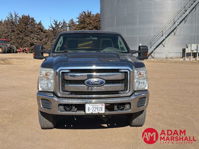 Image of Ford F-250 equipment image 2