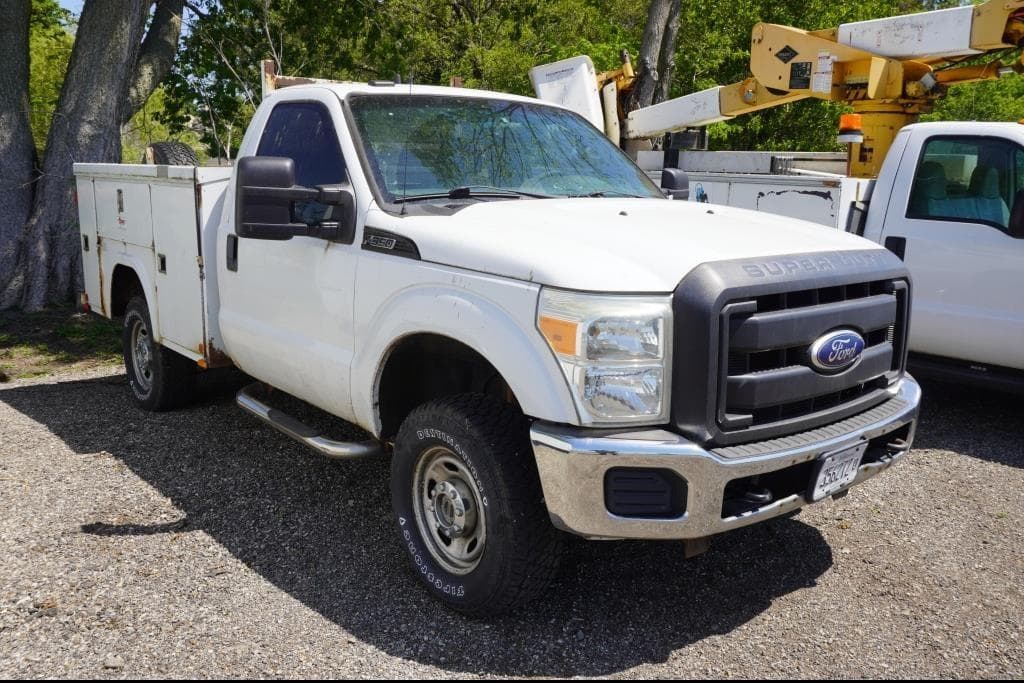 Image of Ford F-350 Primary image