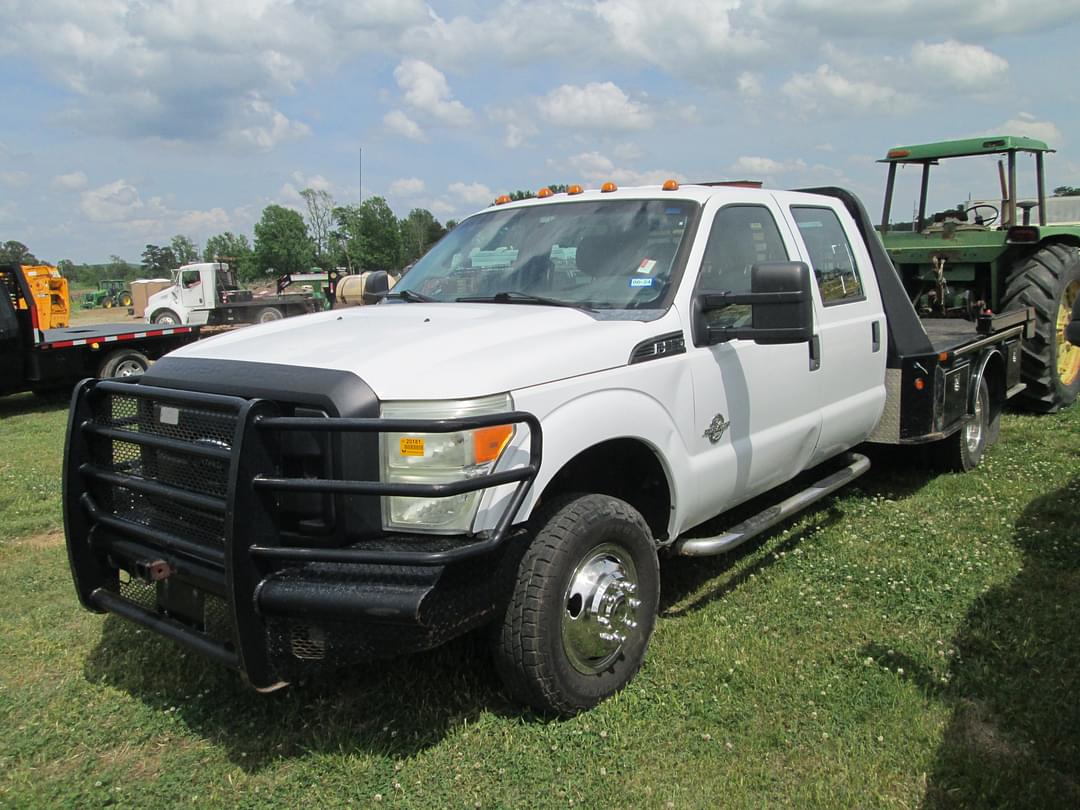 Image of Ford F-350 Primary image