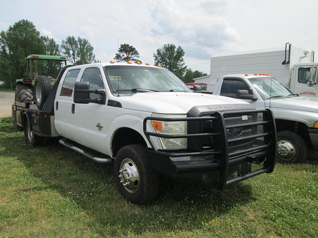 Image of Ford F-350 equipment image 1