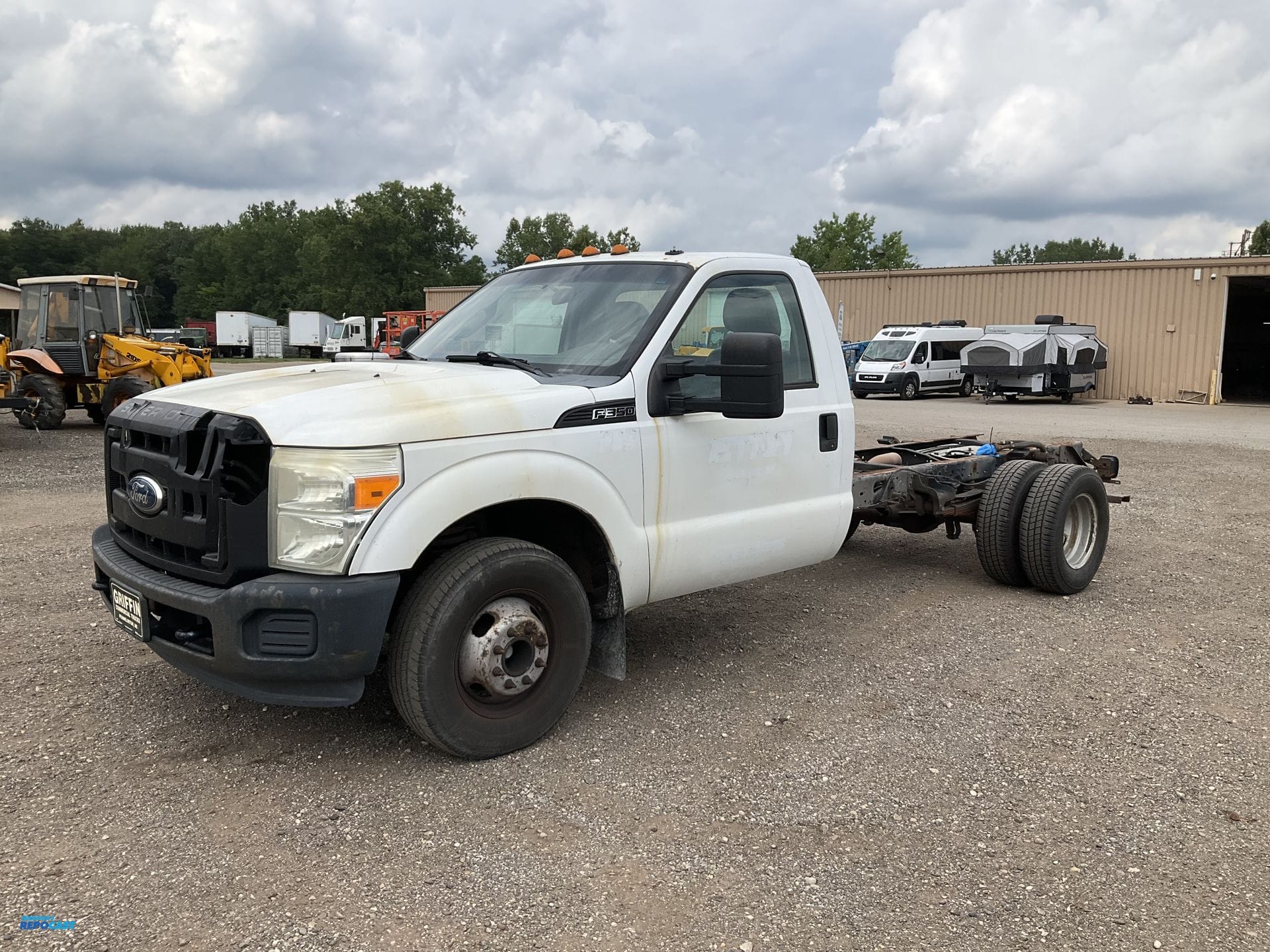 2011 Ford F-350 Equipment Image0