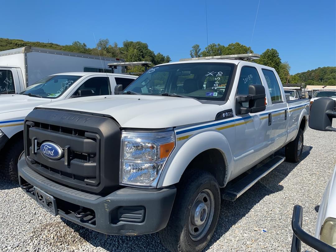 Image of Ford F-350 Primary image