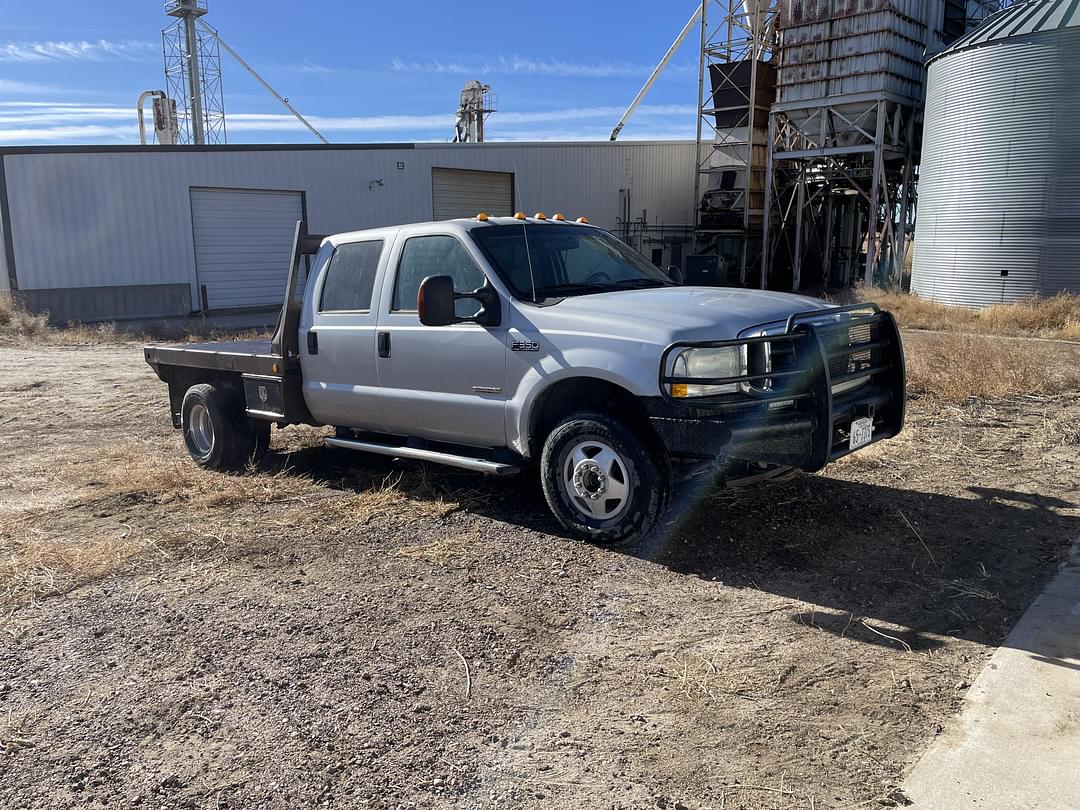 Image of Ford F-350 Primary image