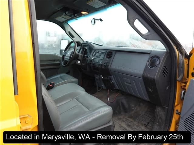 Image of Ford F-350 equipment image 4