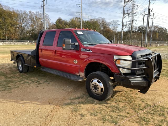 Image of Ford F-350 equipment image 3