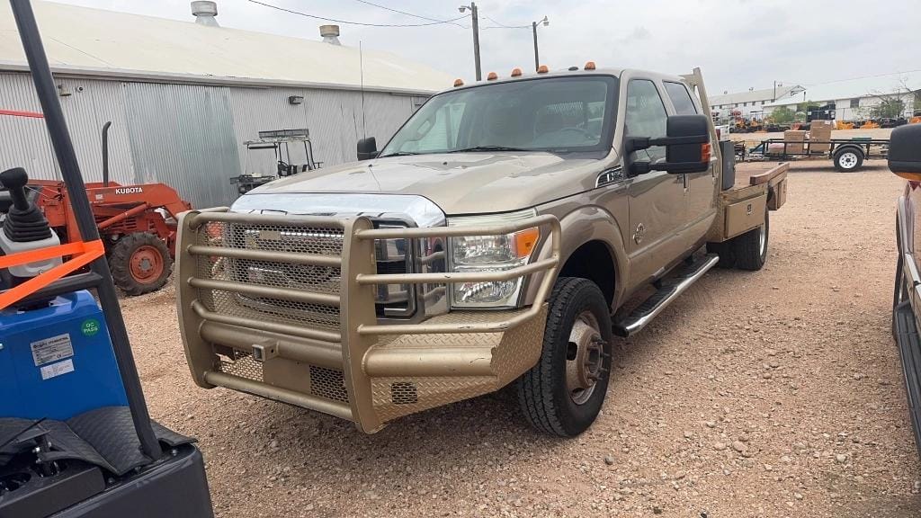 2011 Ford F-350 Equipment Image0
