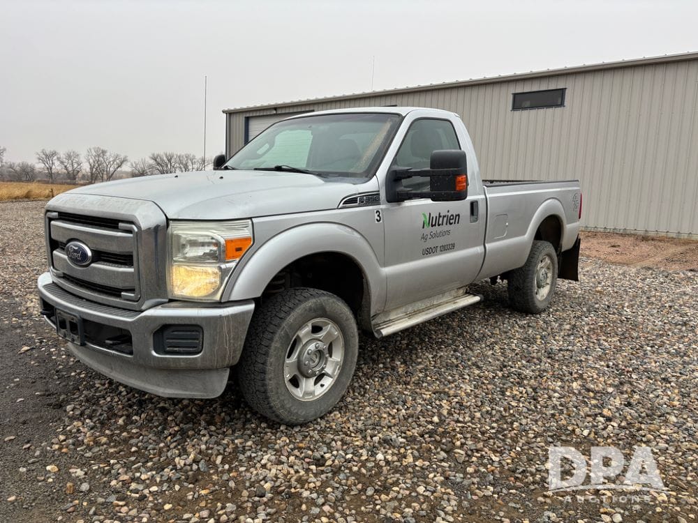 2011 Ford F-350 Equipment Image0